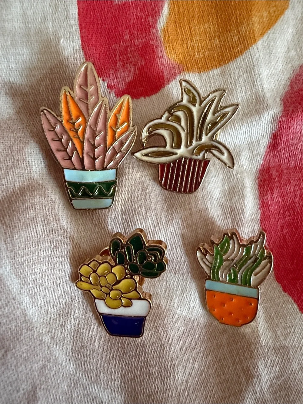 New Plant pins set of 4